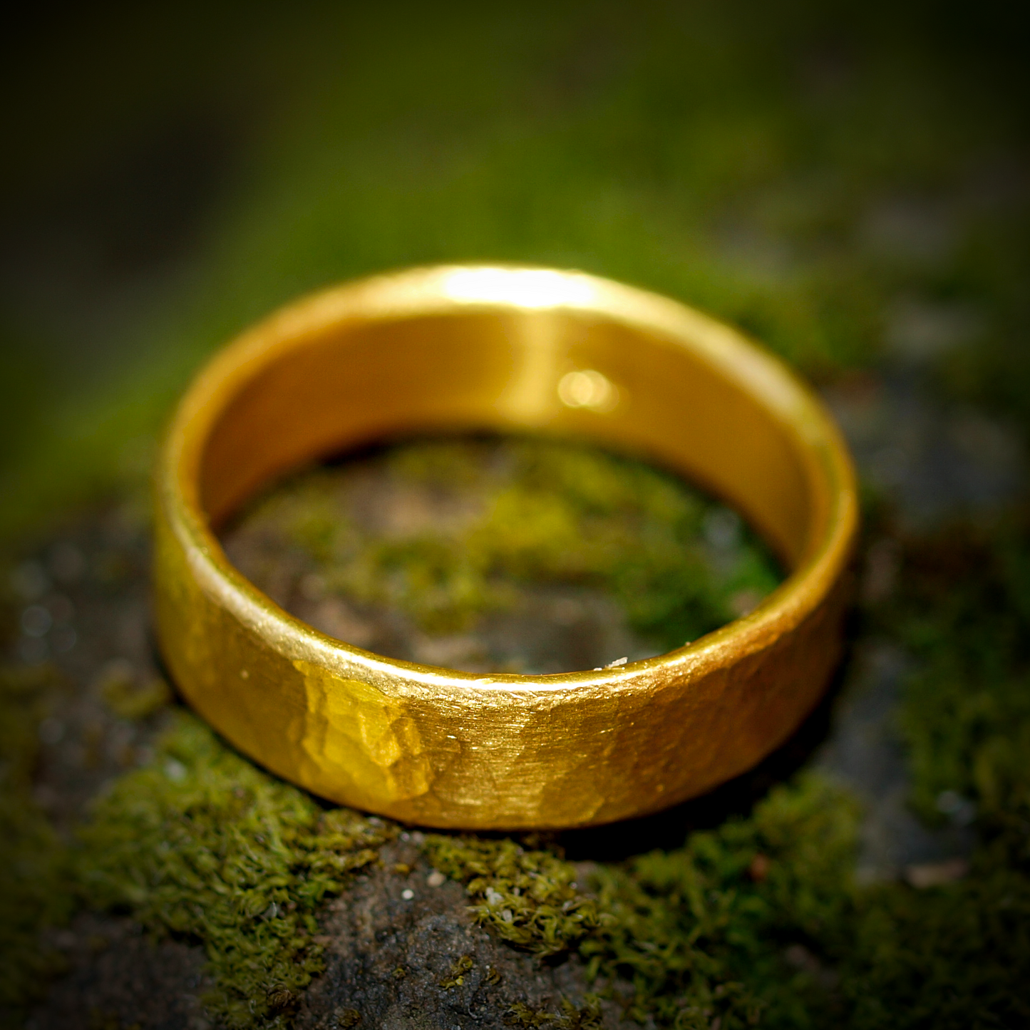 24k Classic Flat Band - Hammered Texture - Genuine Pure Gold