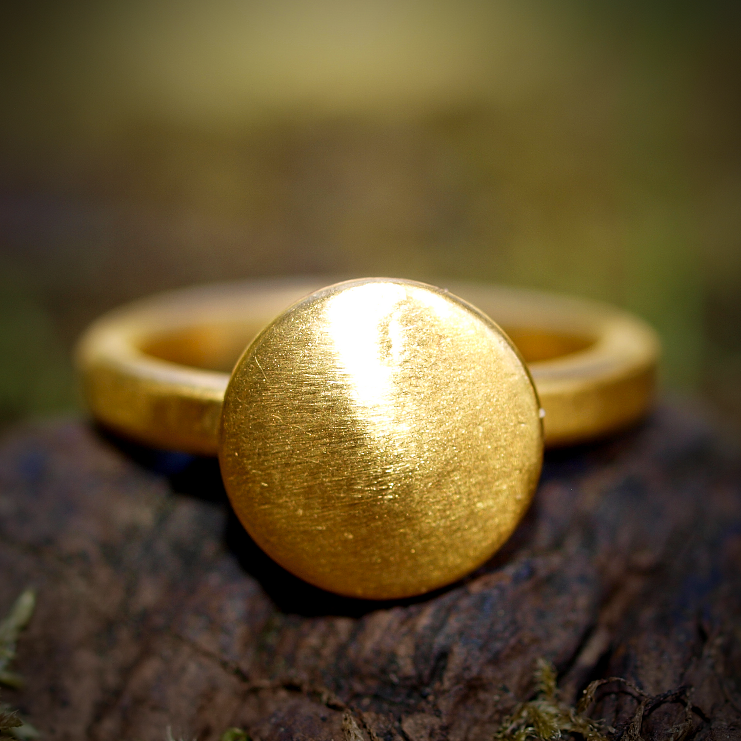 Wide Disc Ring - Round Circle on Narrow Thick Band - Pure 24k