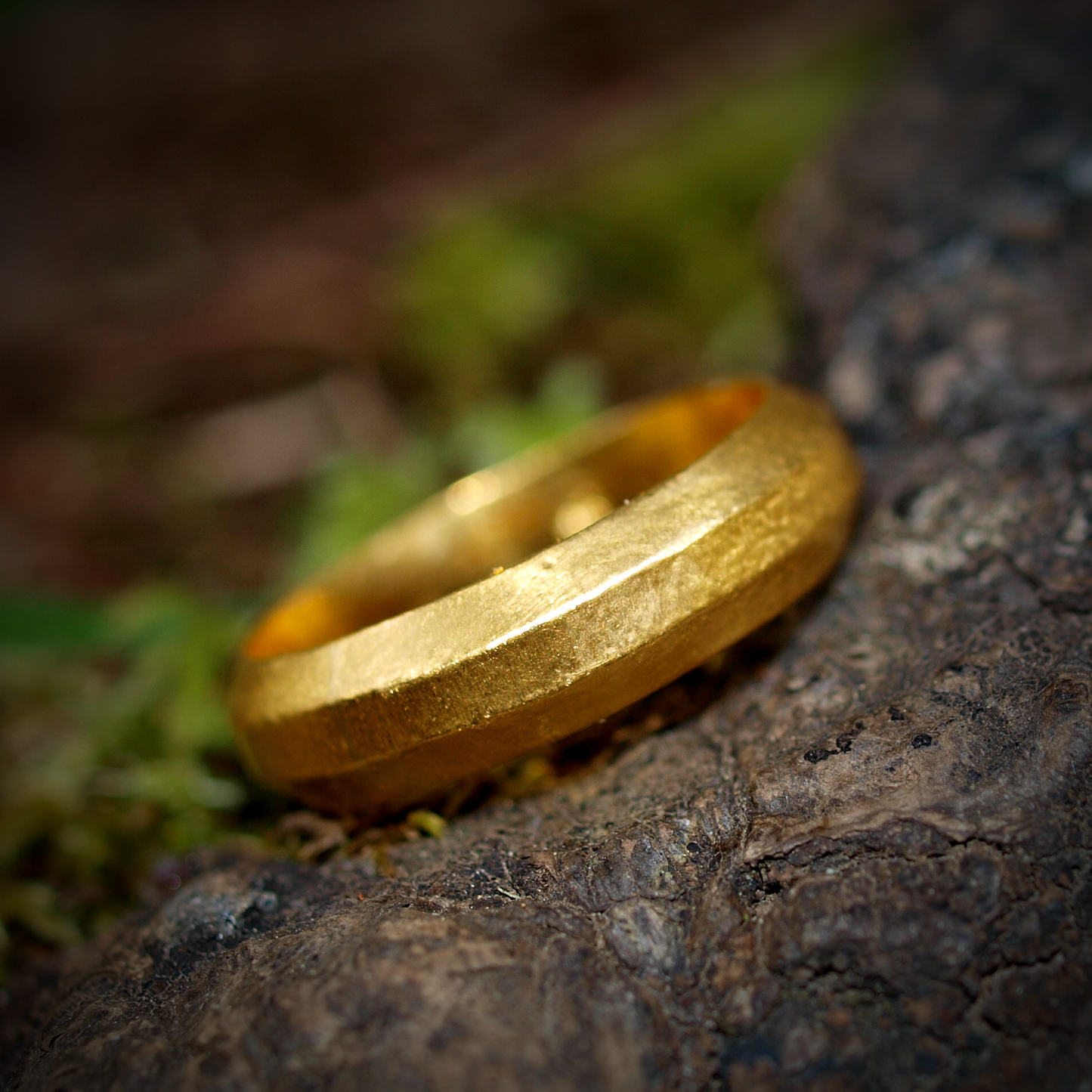 Geometric 24k Gold Band - Crisp Edges - Rich Pure 24k Gold Ring