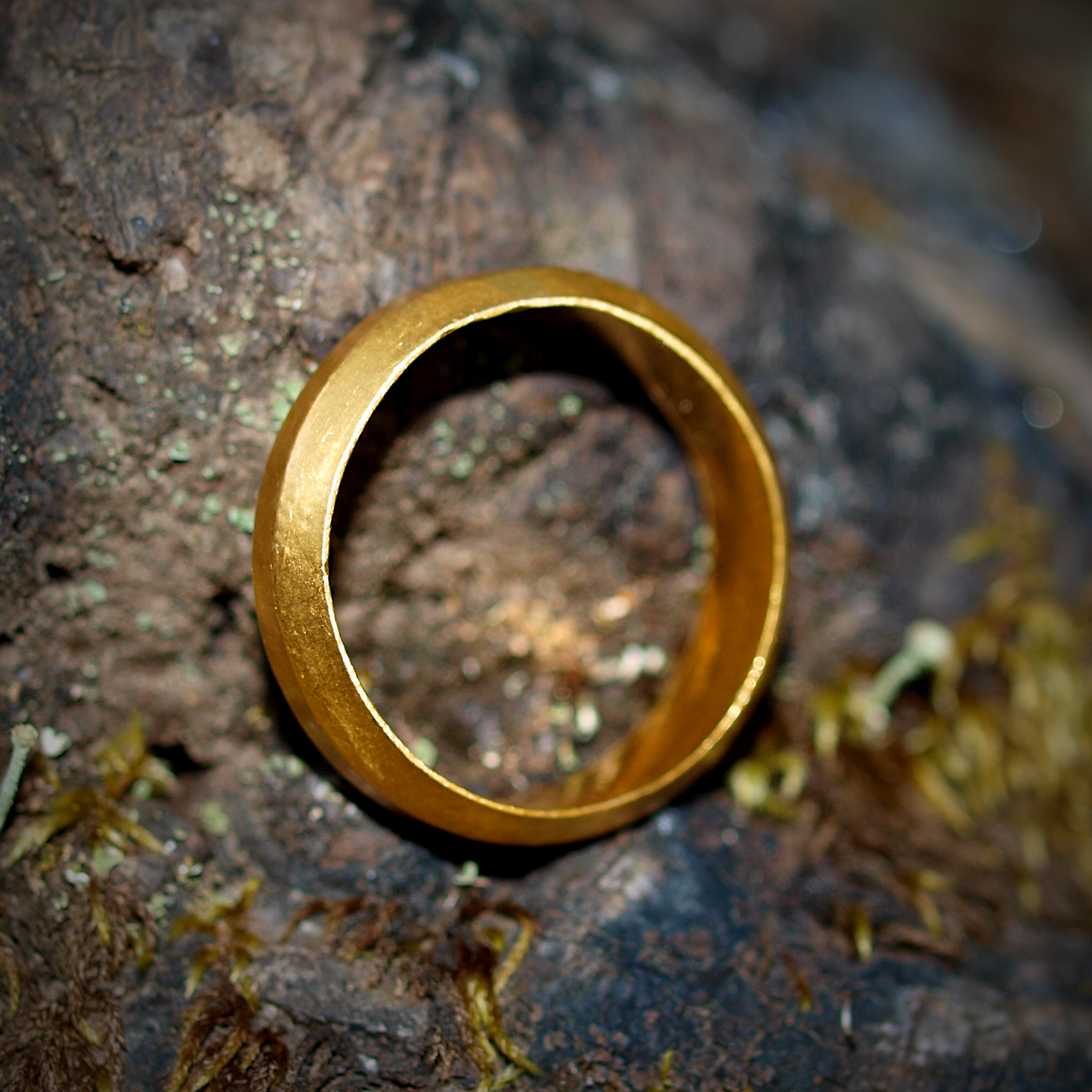 Geometric 24k Gold Band - Crisp Edges - Rich Pure 24k Gold Ring