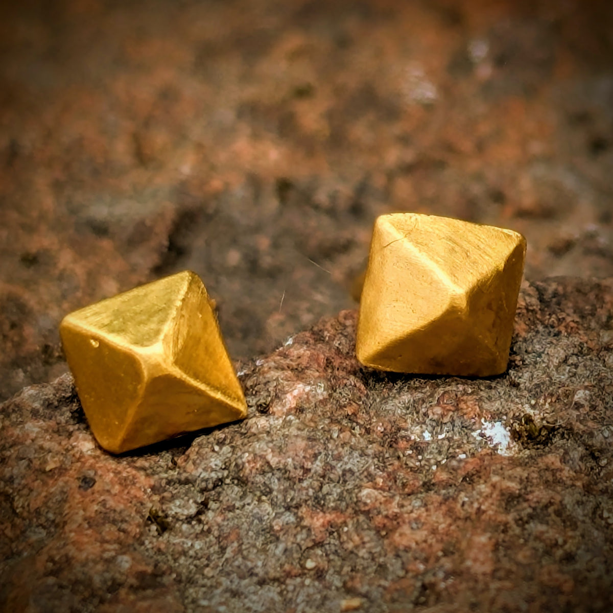 24k Pure Gold Pyramid Stud Earrings - Solid Geometric Minimalist Studs (Pair)