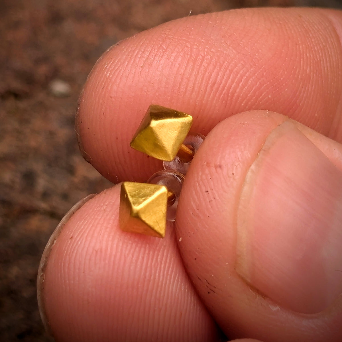 24k Pure Gold Pyramid Stud Earrings - Solid Geometric Minimalist Studs (Pair)