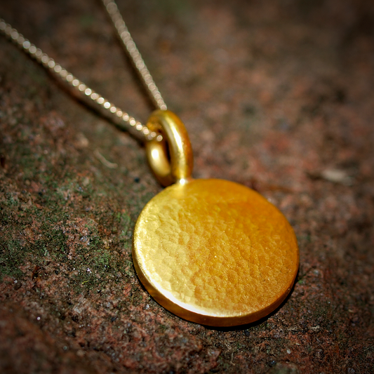 24k Hammered Disc Pendant - Coin Style Charm in 24k Solid Gold