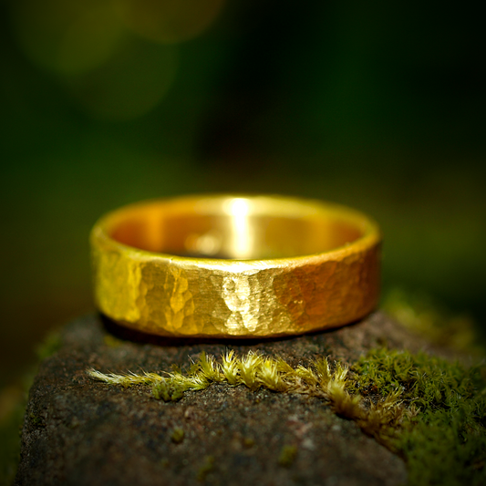 24k Classic Flat Band - Hammered Texture - Genuine Pure Gold